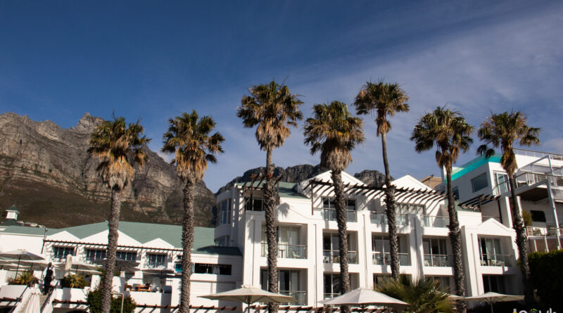 Capetown – Camps Bay: Onde o Mar Encontra o Luxo na Cidade do Cabo